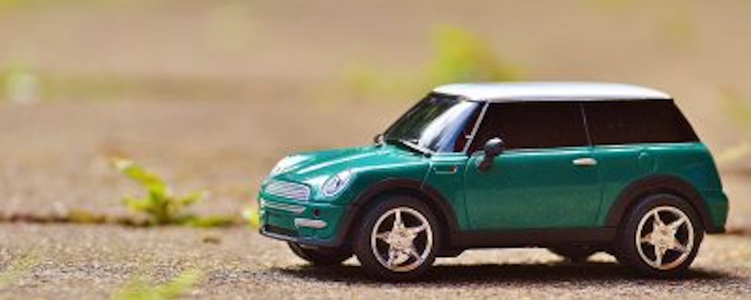 car-macro-mini-cooper-35967-1-400x240